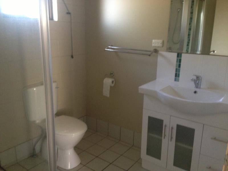 2/4 St Lucia Dve, Rasmussen QLD 4815